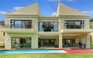 5 Bedroom House in Hyde Park