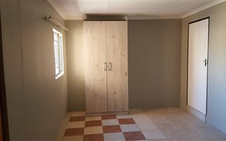 Studio apartment in Birch Acres