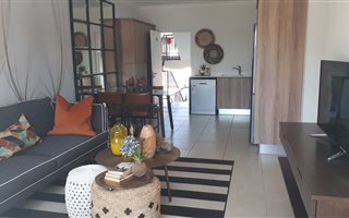 2 Bedroom Apartment in Linbro Park