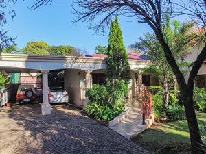 4 Bed House in Lyttelton Manor