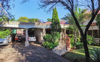 4 Bedroom House in Lyttelton Manor