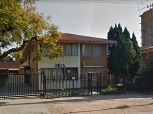 1.5 Bed Apartment in Sunnyside