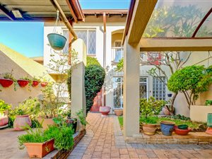 3 Bed Townhouse in Quellerina