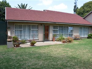 1 Bed Apartment in Pollak Park