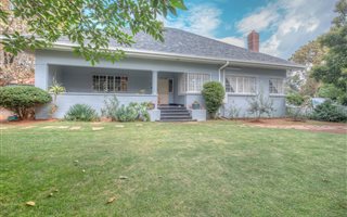 250 m² Office Space in Greenside