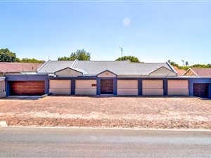 4 Bed House in Nimrod Park