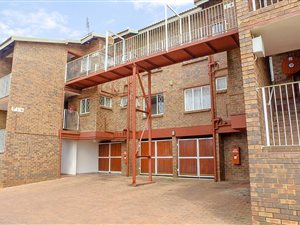 2 Bedroom Flat in Northcliff