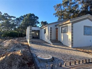 3 Bed House in Albertinia