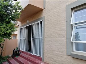 2 Bed Townhouse in Sinoville