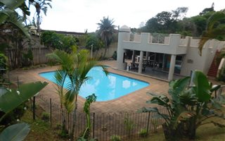 2 Bedroom Flat in Amanzimtoti