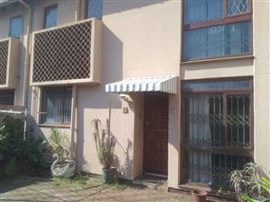 3 Bed Duplex in Woodlands