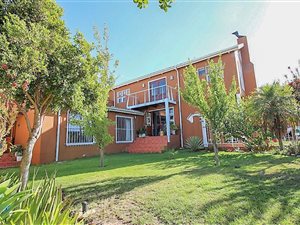 4 Bed House in Worcester and surrounds