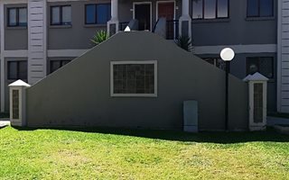2 Bedroom Apartment in Helderwyk
