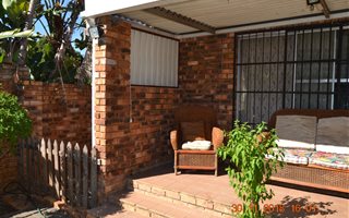 3 Bedroom Townhouse in Brits Central