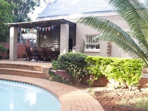 3 Bed House in La Montagne