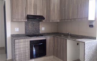2 Bedroom Garden Cottage in Phoenix