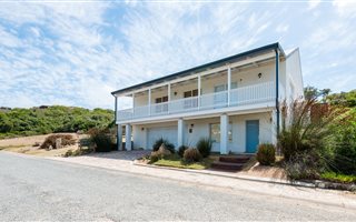4 Bedroom House in Stilbaai