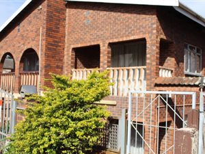 3 Bed House in Merebank