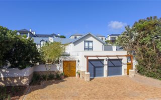 4 Bedroom House in Atlantic Beach Golf Estate