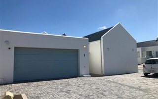 3 Bedroom House in Blue Lagoon
