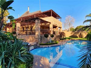 Loft in Douglasdale