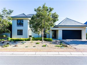 3 Bed House in Pearl Valley