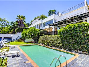 3 Bed House in Quellerina