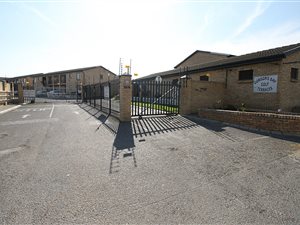 2 Bed Apartment in Whispering Pines