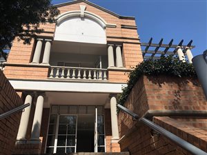 103 m² Commercial space in Bruma
