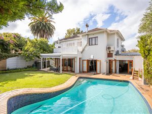 3 Bed Simplex in Claremont