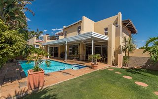 4 Bedroom House in Bassonia