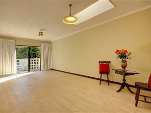 3 Bed Apartment in Malanshof