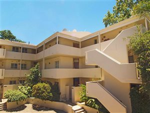 1 Bed Duplex in Illovo