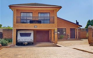 4 Bedroom House in Vredekloof
