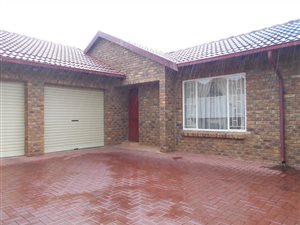 3 Bedroom House in Thatchfield