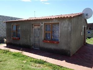 2 Bedroom House in Kwazakhele