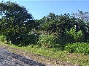 1584 m² Land available in Pumula