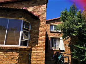 3 Bed Townhouse in Radiokop