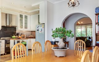 3 Bedroom House in Vredehoek