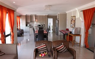 3 Bedroom House in Calypso Beach
