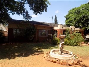 3 Bed House in Mooinooi