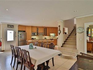 3 Bed Cluster in Bedfordview
