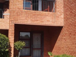 1 Bed Apartment in Honeydew Manor