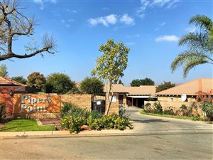 3 Bed Simplex in Honeydew Ridge