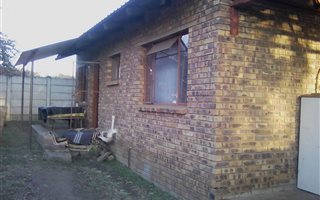 2 Bedroom House in Lydenburg