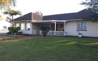 3 Bedroom House in Moseley