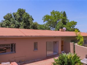 4 Bedroom House in Tileba