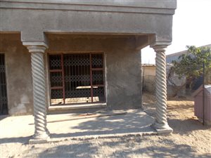 3 Bed House in Madiba Park