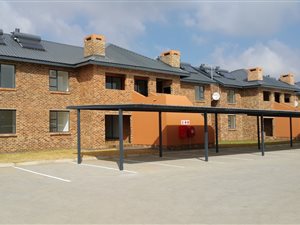 3 Bed Apartment in Albertsdal