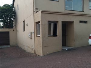 3 Bed Apartment in Windsor East